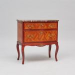 1023 4010 CHEST OF DRAWERS